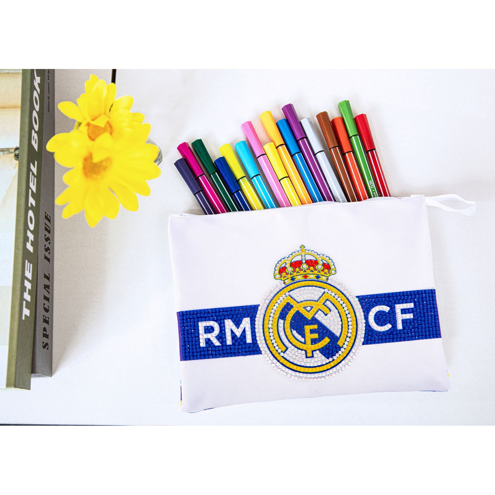 Real Madrid Zipper Pouch